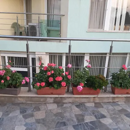 Ξενοδοχείο Family Coral